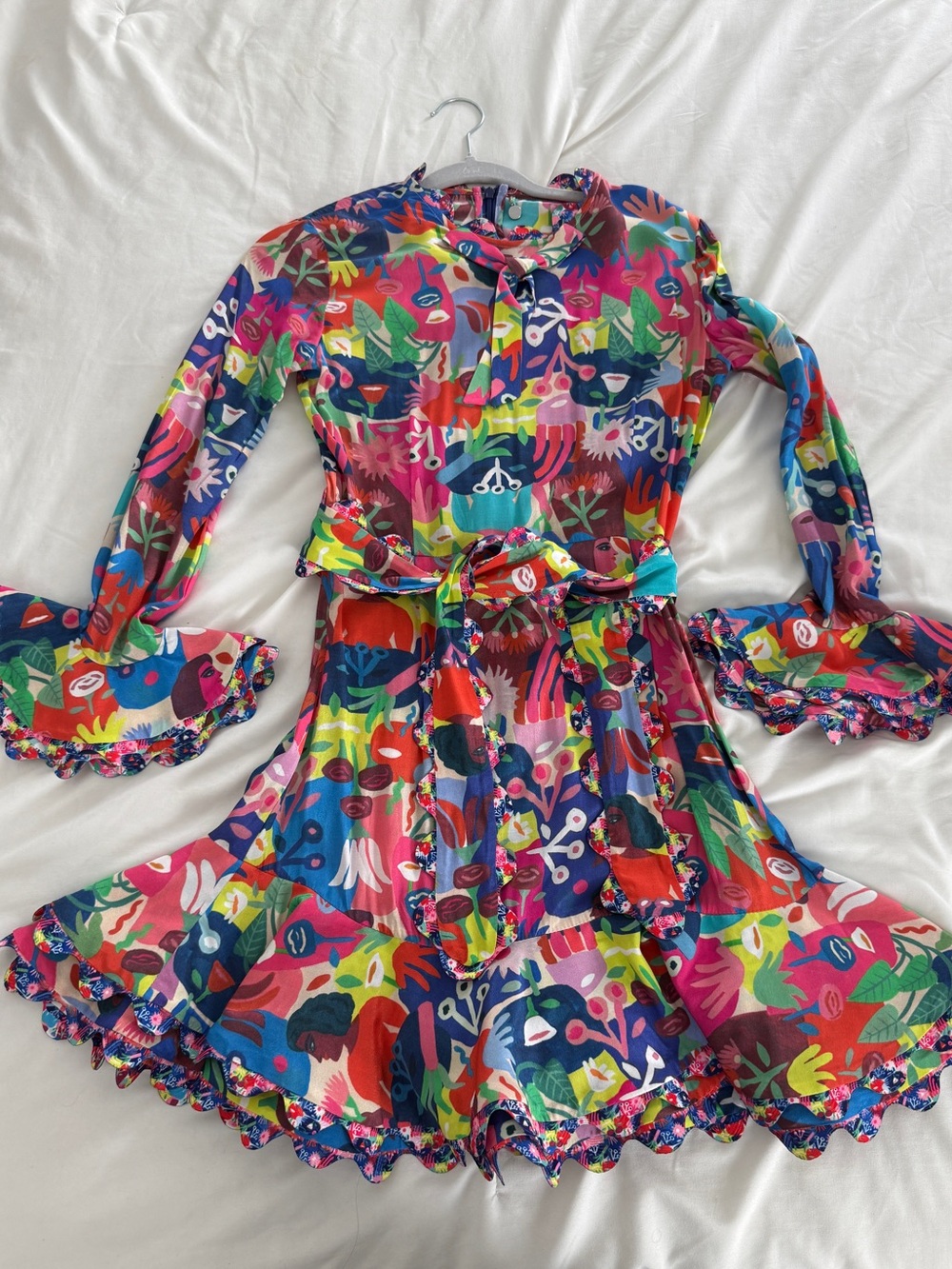 Vibrant Multicolor Floral Girls' Dress with Ruffled Hem